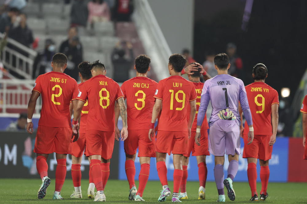 国际足球比赛中中国队展现出色实力