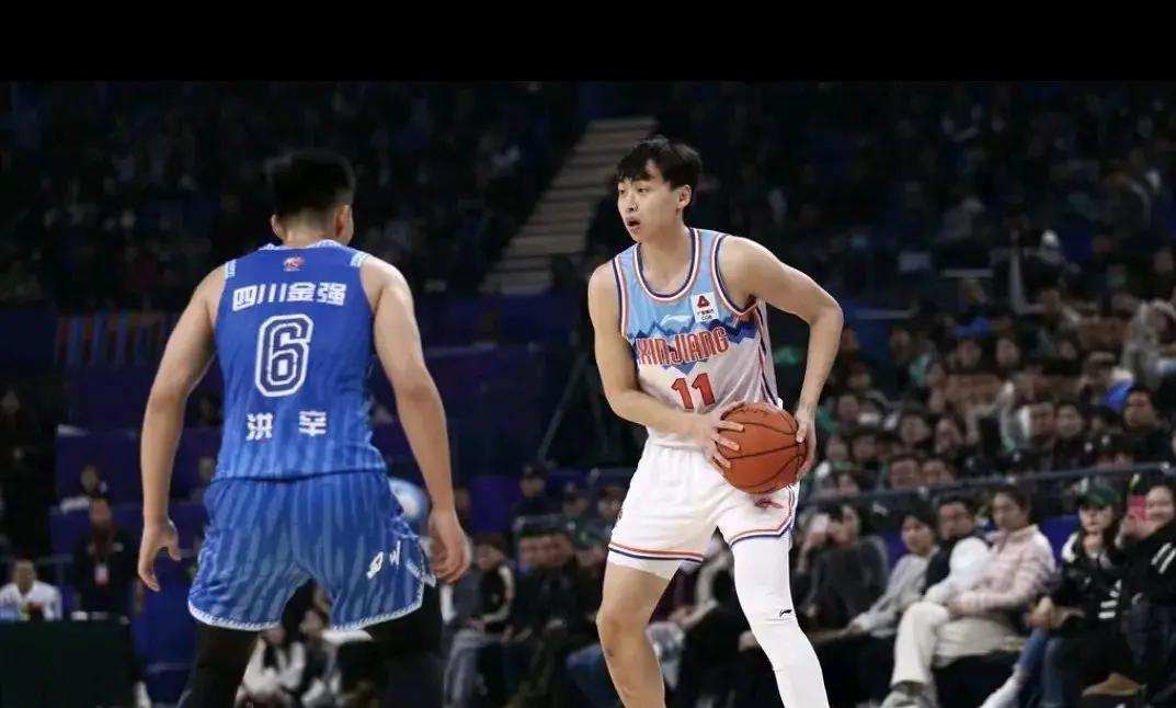 包含四川队迎战新疆，谁能笑到最后？的词条