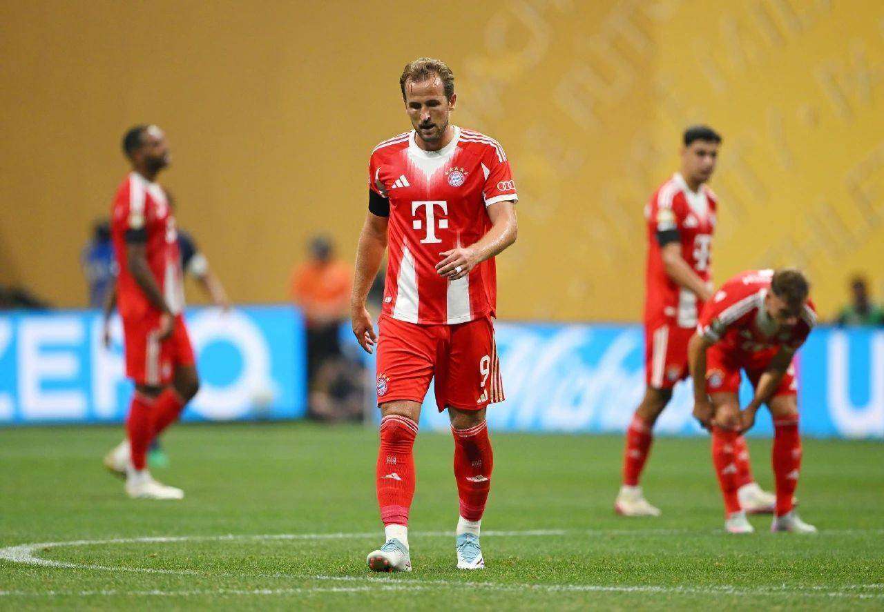 关于拜仁遭遇惨败,欧冠出局冠军梦破碎的信息 关于拜仁遭遇惨败,欧冠出局冠军梦破碎的信息