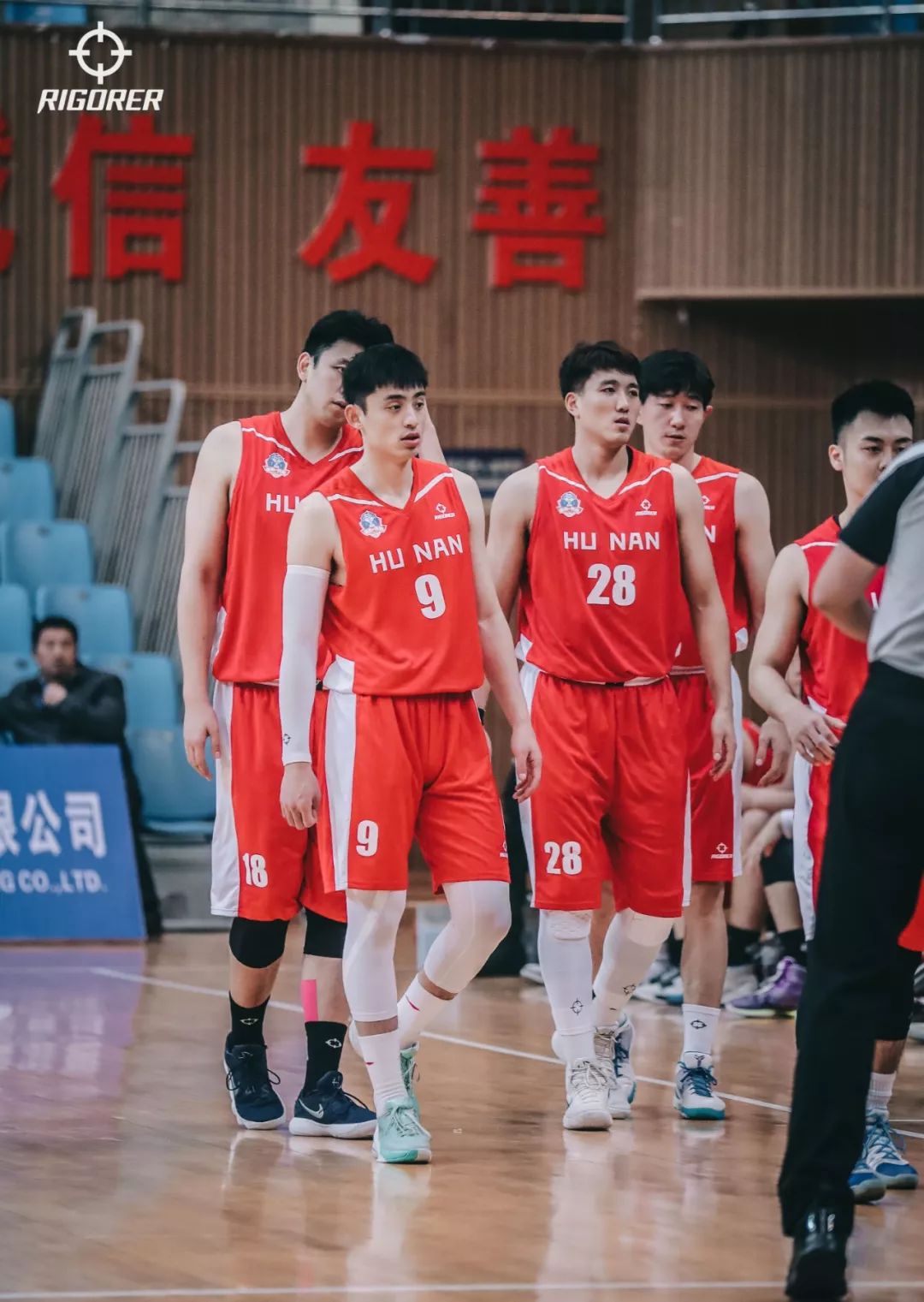 西藏男篮实力强劲,成功战胜山东队的反扑 西藏男篮实力强劲,成功战胜山东队的反扑