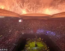 乐鱼体育竞技-比赛现场观众热情高涨，气氛十分火爆