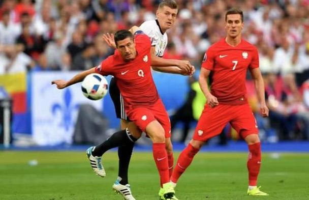 乐鱼体育官方入口-德国将与罗马尼亚交手，实力对比尽显拼搏精神