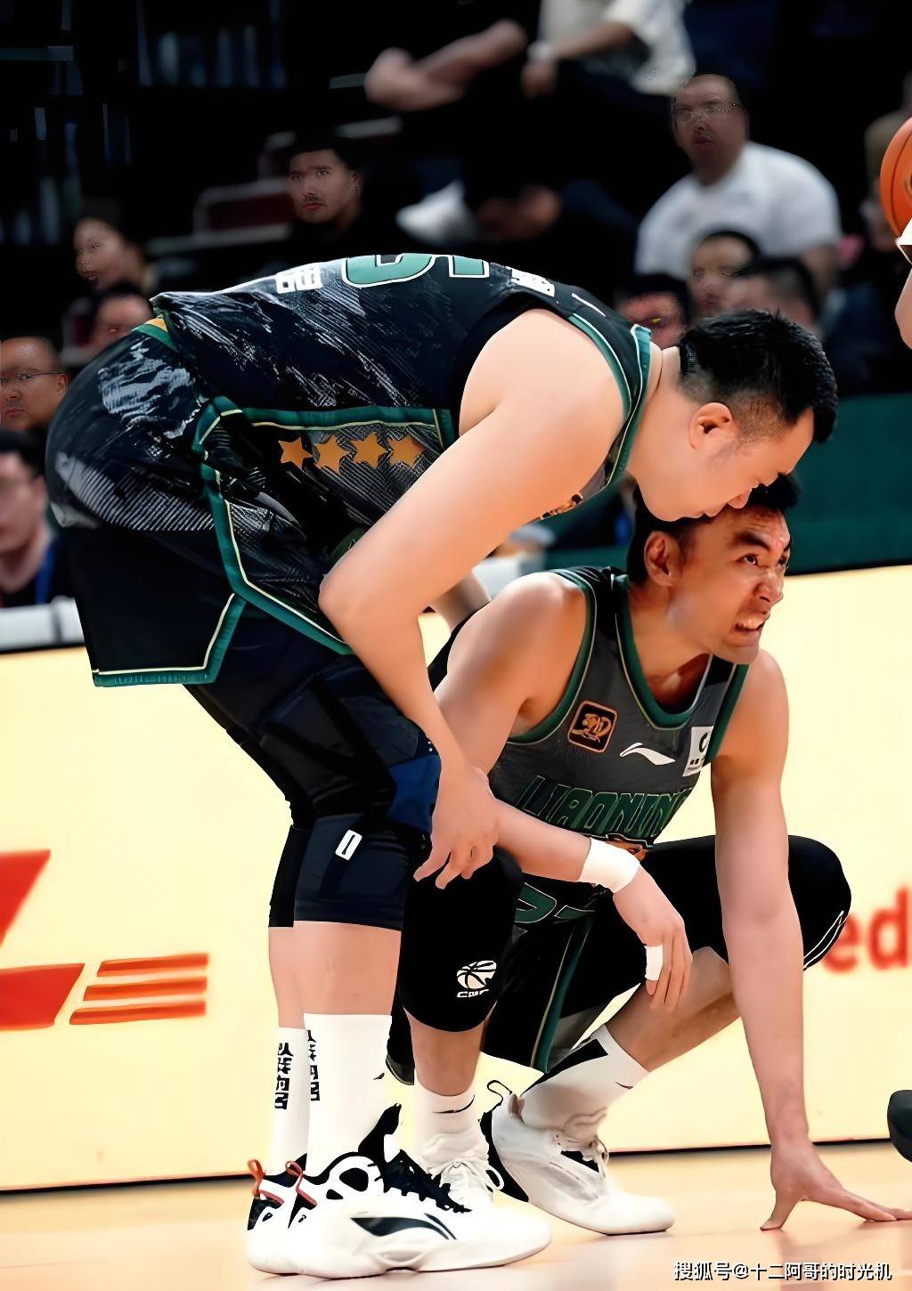 乐鱼体育娱乐-包含76人签下年轻新秀，团队实力再添一员新生力量的词条