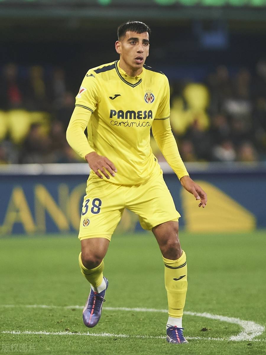 包含马洛卡客场击败埃瓦尔，取得重要胜利的词条