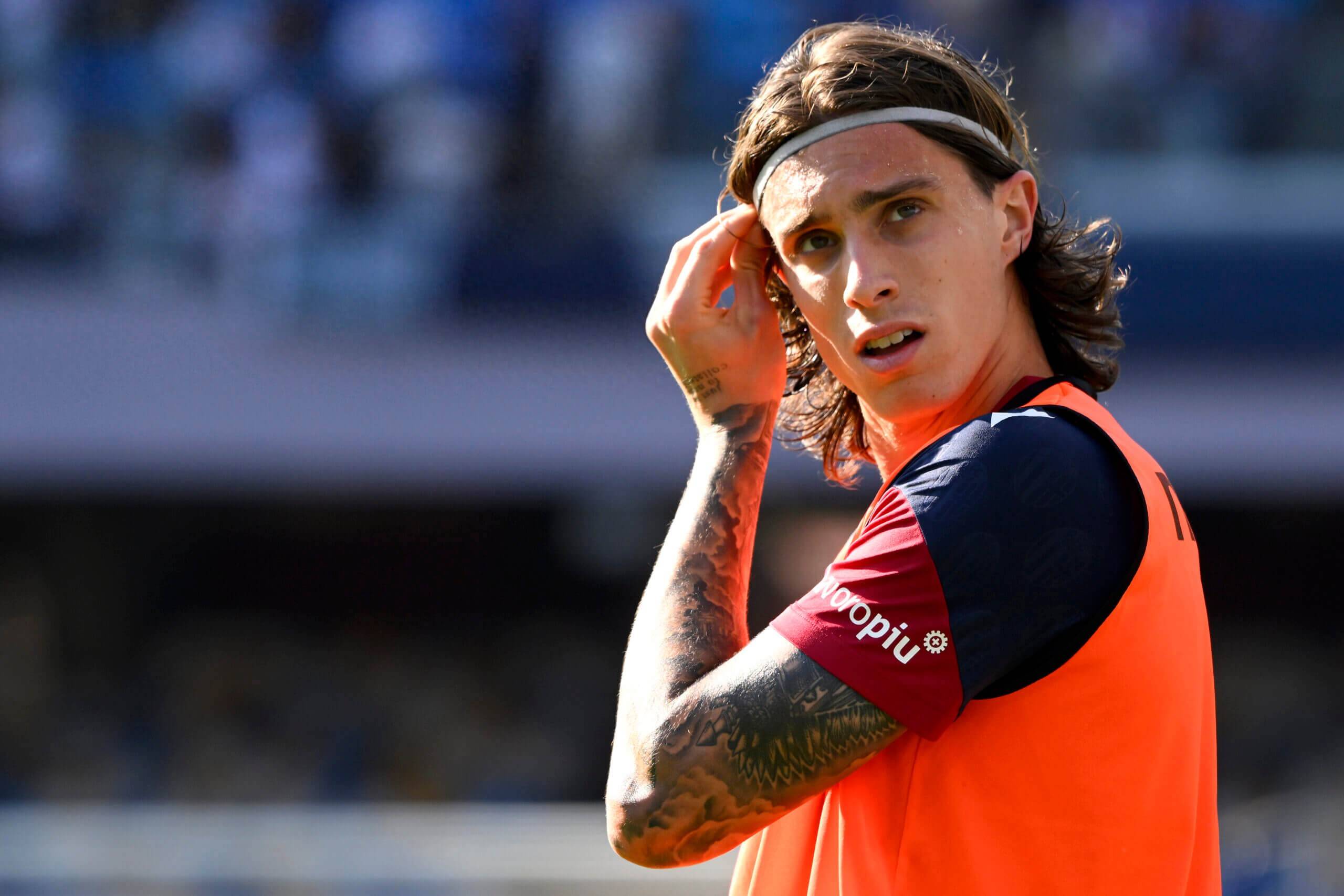 乐鱼体育链接-比赛中球员被换上场，展现实力与潜力